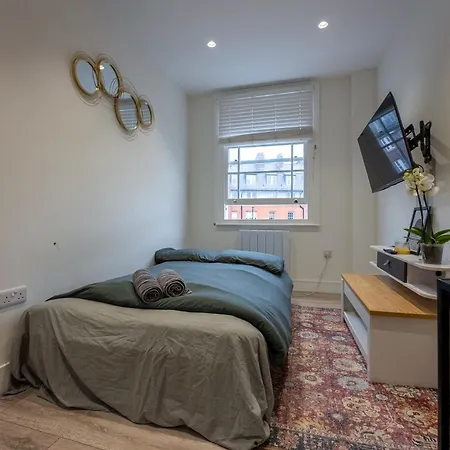Stylish And Cozy Flats Apartment London Exterior photo
