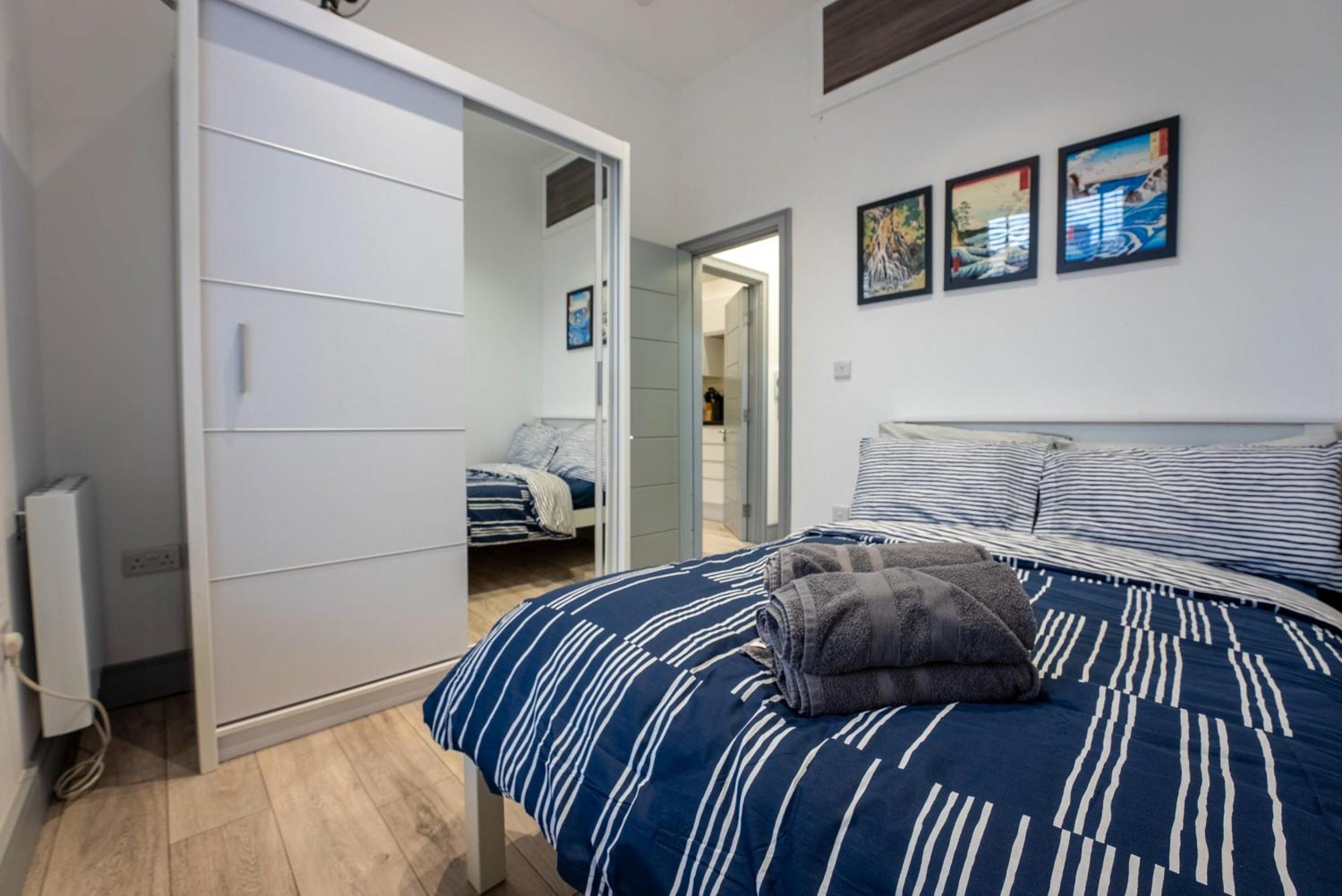Stylish And Cozy Flats Apartment London